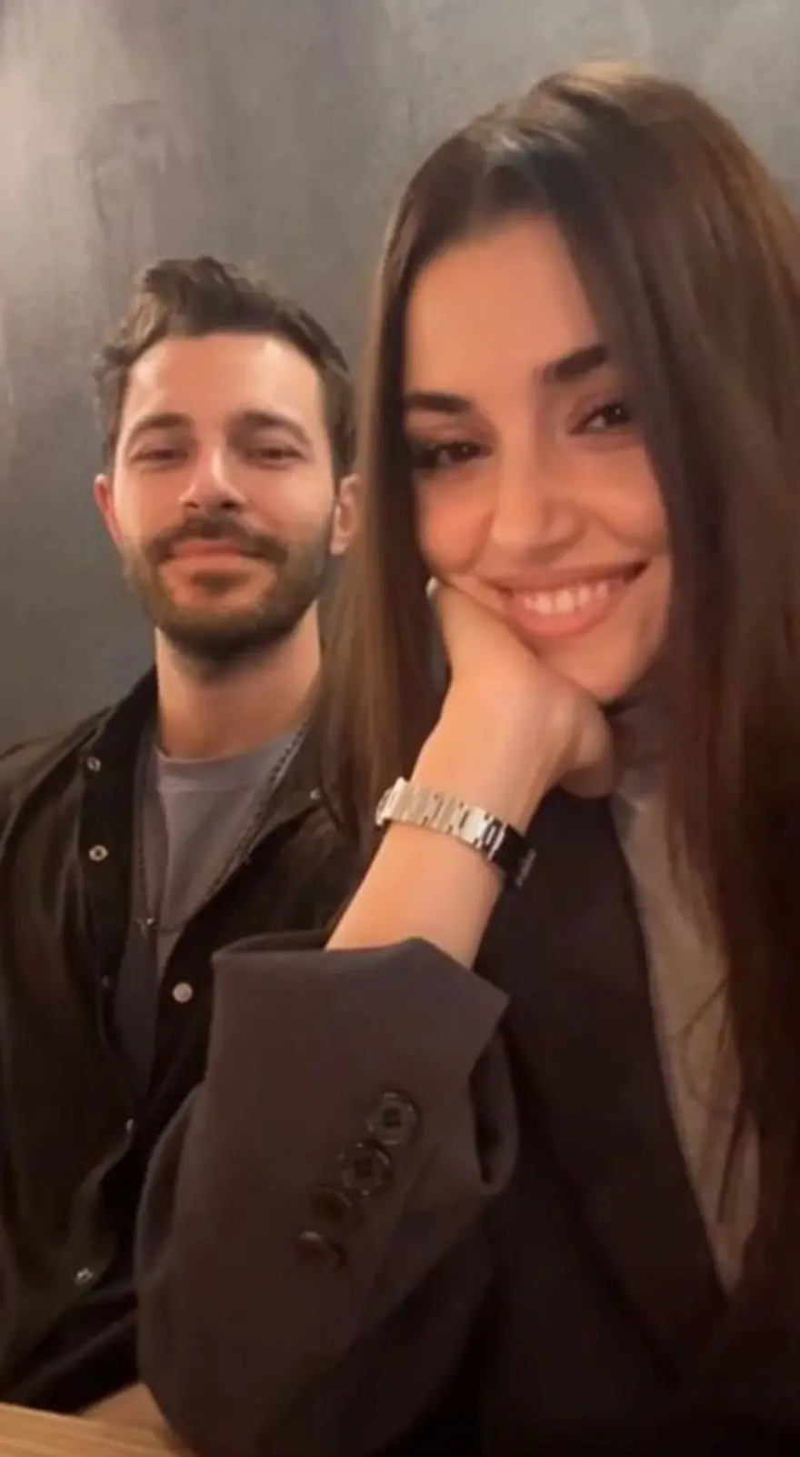 Hakan Sabancı ile Hande Erçel'den ayrılık iddialarına fotoğraflı yanıt 3