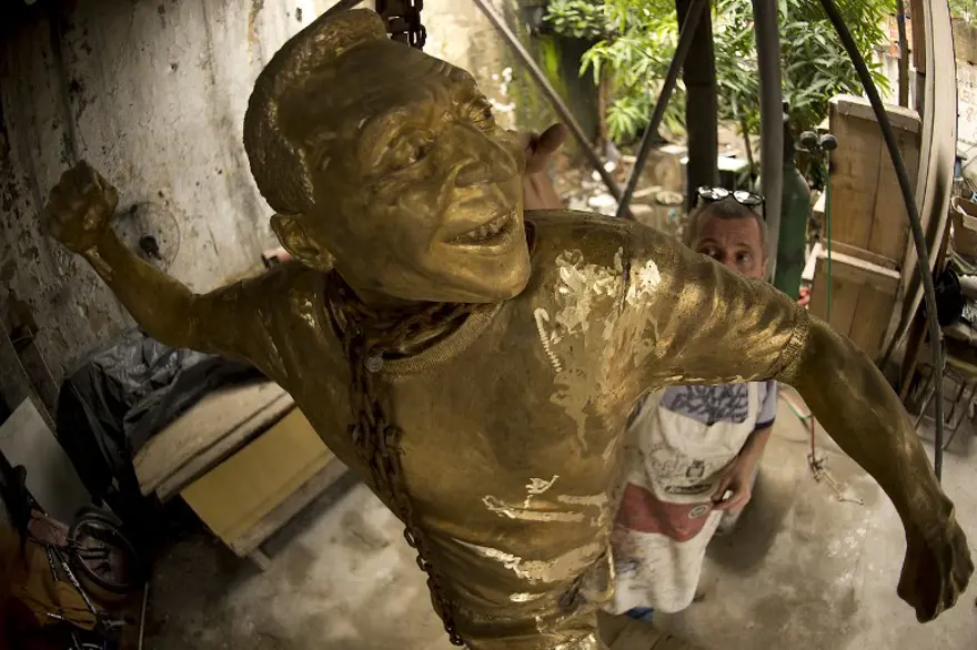 Yaşayan efsaneye bir onur daha 1