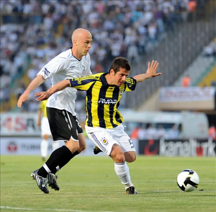 Beşiktaş: 4 - Fenerbahçe: 2 23 Beşiktaş: 4 - Fenerbahçe: 2 23