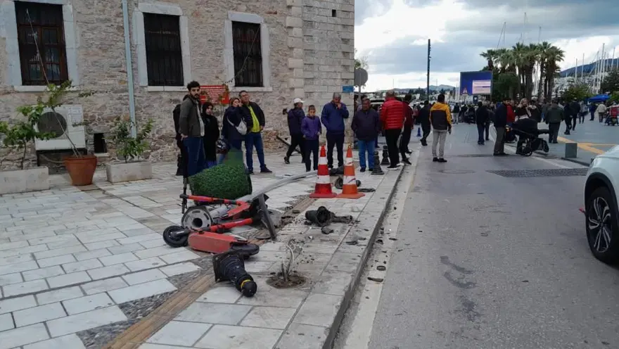 Bodrum’u birbirine katan kaza(Alkollü sürücü kaçmak istedi) 1 Bodrum’u birbirine katan kaza(Alkollü sürücü kaçmak istedi) 1