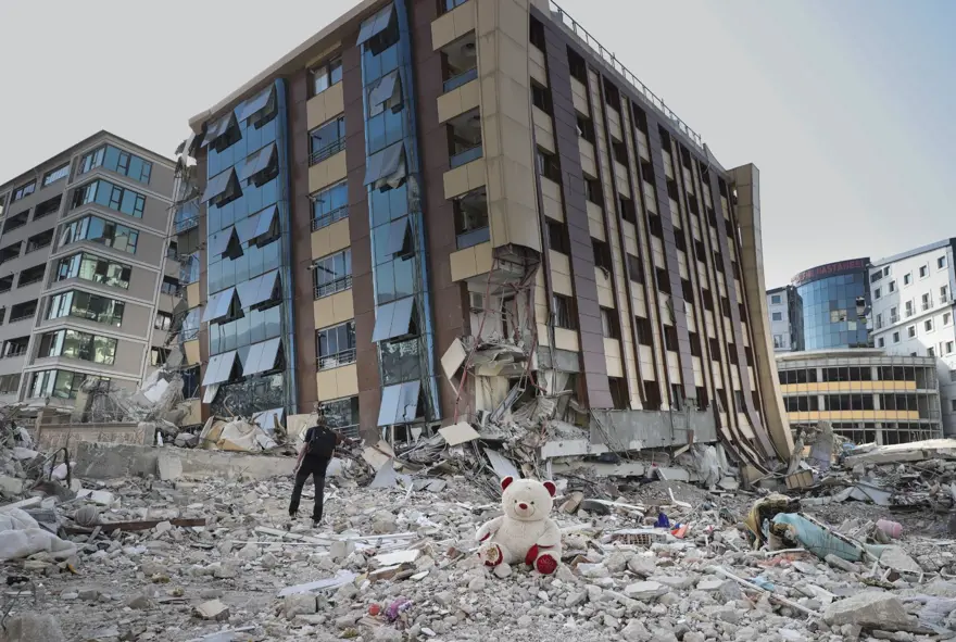 3 soru 3 yanıt | Deprem sonrası imar suçlularını neler bekliyor? 6