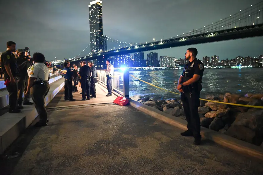 New York'ta insan kemiği parçaları bulundu 2 New York'ta insan kemiği parçaları bulundu 2