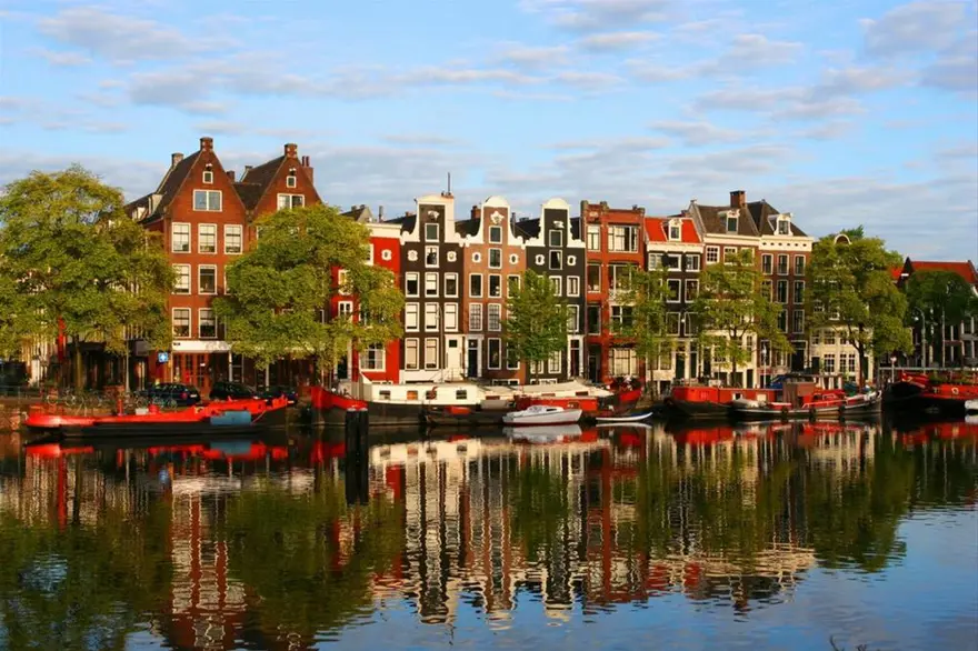 4. Amsterdam 4