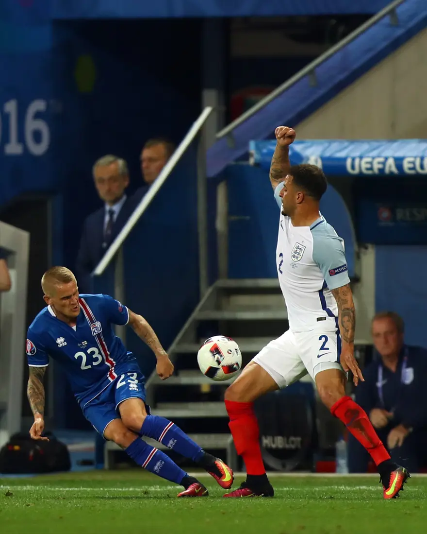 İzlanda çeyrek finalde, İngiltere veda etti 18