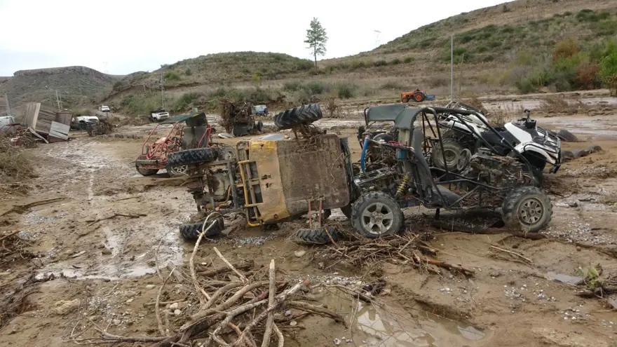 Sel safari istasyonunu vurdu, onlarca ATV kayıp 1