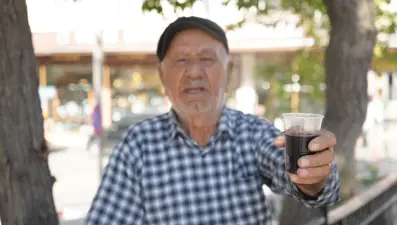 Halk arasında iltihaba iyi geldiği söyleniyor: 40 yıldır günlük olarak hazırlıyor