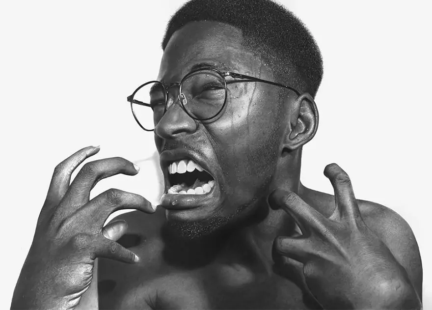 Nijeryalı sanatçının gerçeküstü resimleri 8