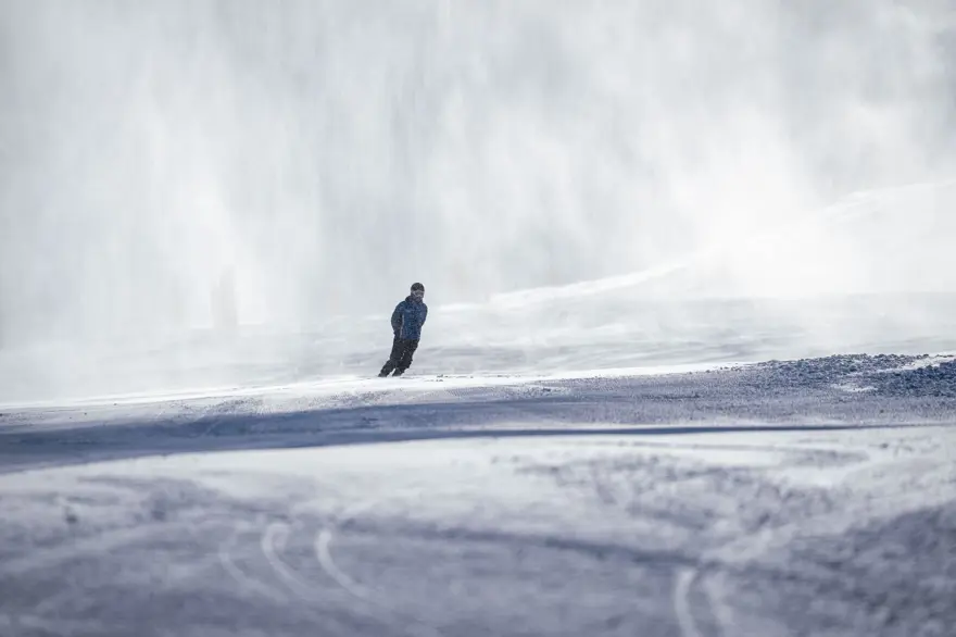 Kar kalınlığı 82 santimetre! Palandöken'de kayak sezonu başladı 16