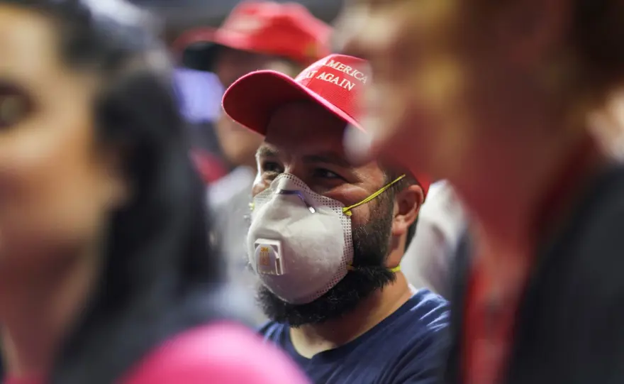 Trump'ın mitingi sonrası onlarca görevliye karantina 4