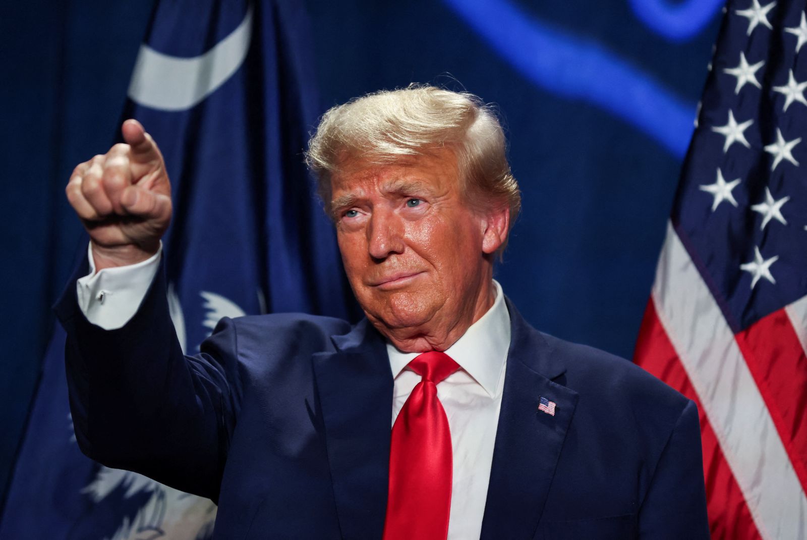 Donald Trump, New York Times gazetesine 392 bin dolar ödeyecek
