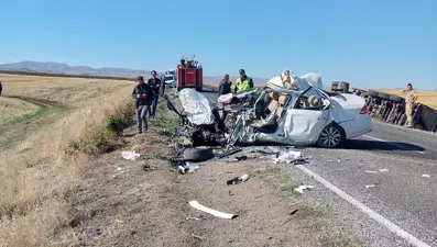 Muş’ta feci kaza: 1 ölü, 2 yaralı