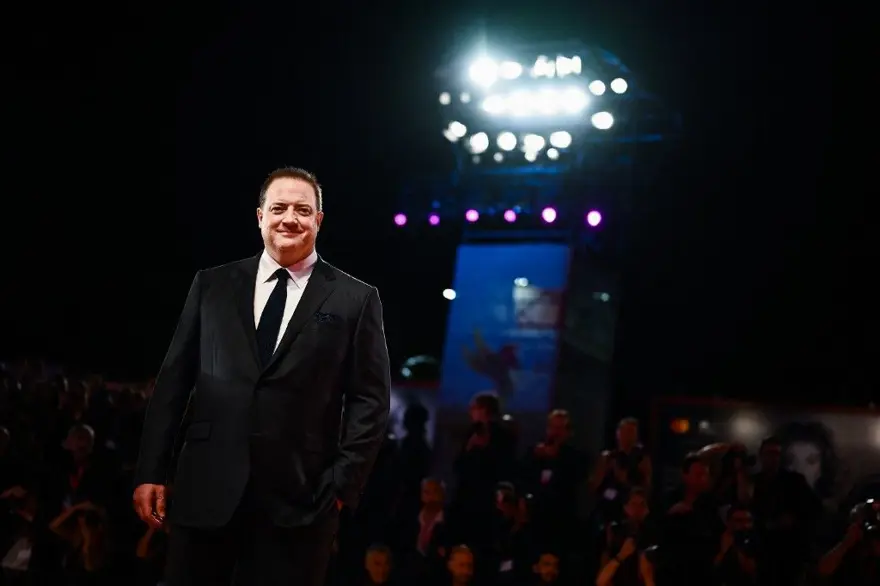 Rolü için 270 kilo olan Brendan Fraser Venedik Film Festivali'nde 6 dakika alkışlandı 3