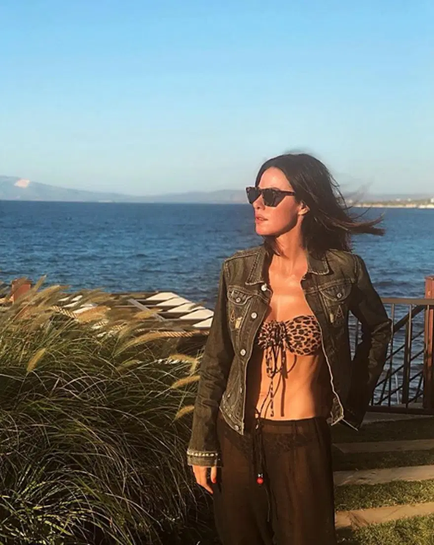 Serenay Sarıkaya: Yaz bitmedi bitemez (Ünlü isimlerin tatil paylaşımları) 2