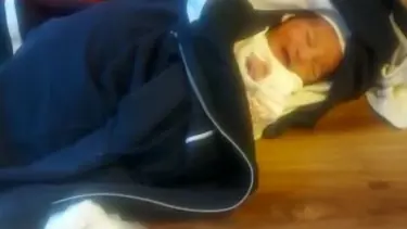 Geri dönüşüm noktasında yeni doğmuş bebek bulundu