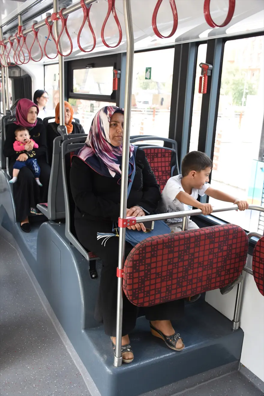 Malatya'da "pembe trambüs" uygulaması başladı 12