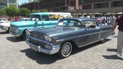 Galataport'ta klasik otomobil tutkunları buluştu