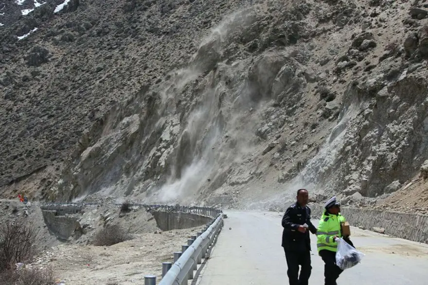 Nepal Başbakanı: Ölü sayısı 10 bine ulaşabilir 10