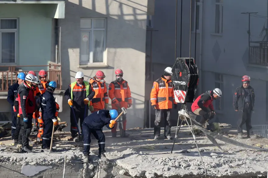 Elazığ deprem bölgesinden son görüntüler 5 Elazığ deprem bölgesinden son görüntüler 5