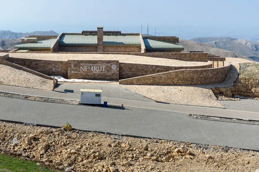 Bir gün doğumu hikayesi: Nemrut 2