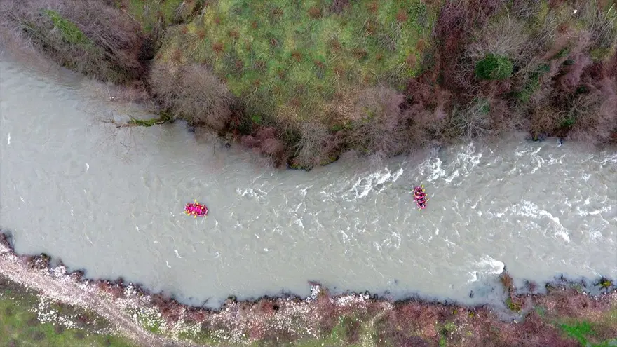 Melen Çayı'nda rafting sezonu açıldı 13 Melen Çayı'nda rafting sezonu açıldı 13