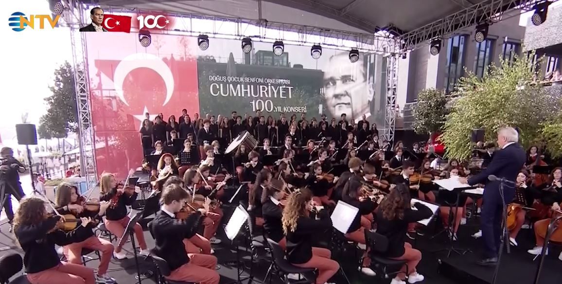 DÇSO'dan Galataport İstanbul Doğuş Meydanı'nda 100. yıl konseri