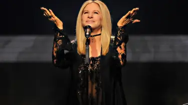 Barbra Streisand’dan Donald Trump’lı klip