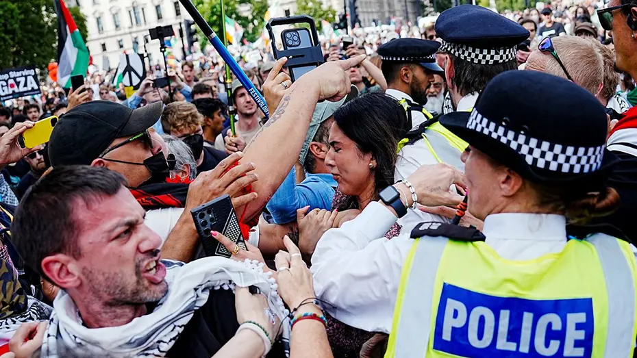 Londra'da Filistin eyleminde çok sayıda kişi gözaltına alındı