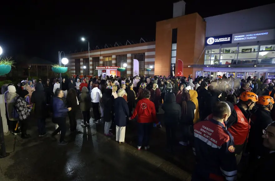 KYK yurtlarında eş zamanlı deprem tatbikatı 57