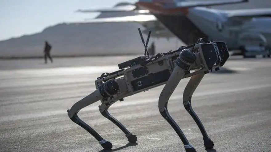 ABD'nin yeni drone'u gün yüzüne çıktı (Kendi füzesini taşıyor) 5