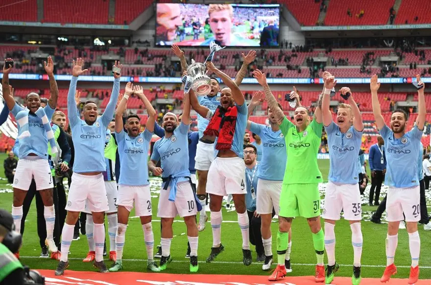 MANCHESTER CİTY 12