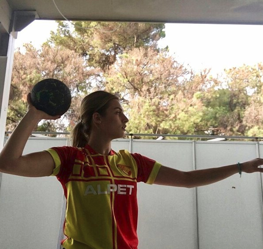 Survivor Yağmur kimdir? (Yağmur Banda) 11