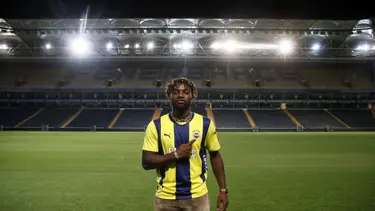 Fenerbahçe, Allan Saint-Maximin'ı KAP'a bildirdi