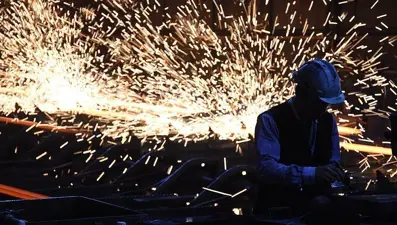 Geçen yıl 300 bin yabancıya çalışma izni verildi