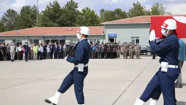 İdlib'de ağır yaralanan asker şehit oldu