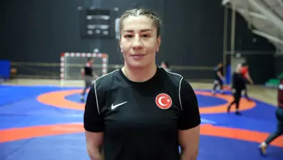Yasemin Adar Yiğit'in hedefi 8. altın madalya