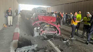 Uşak'ta zincirleme kaza: Üç yaralı