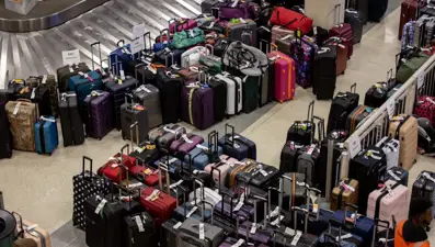 Uçağa binecekler dikkat! ABD&#x27;de 7 eşya bagaja verilmeyecek