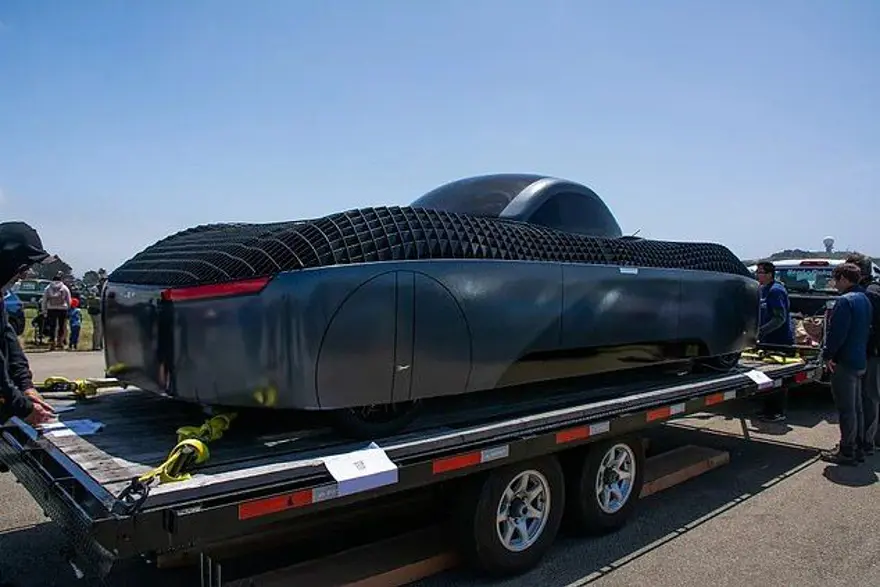 Uçan otomobil geliyor: 8 milyon liralık araç yasal izin aldı 3 Uçan otomobil geliyor: 8 milyon liralık araç yasal izin aldı 3