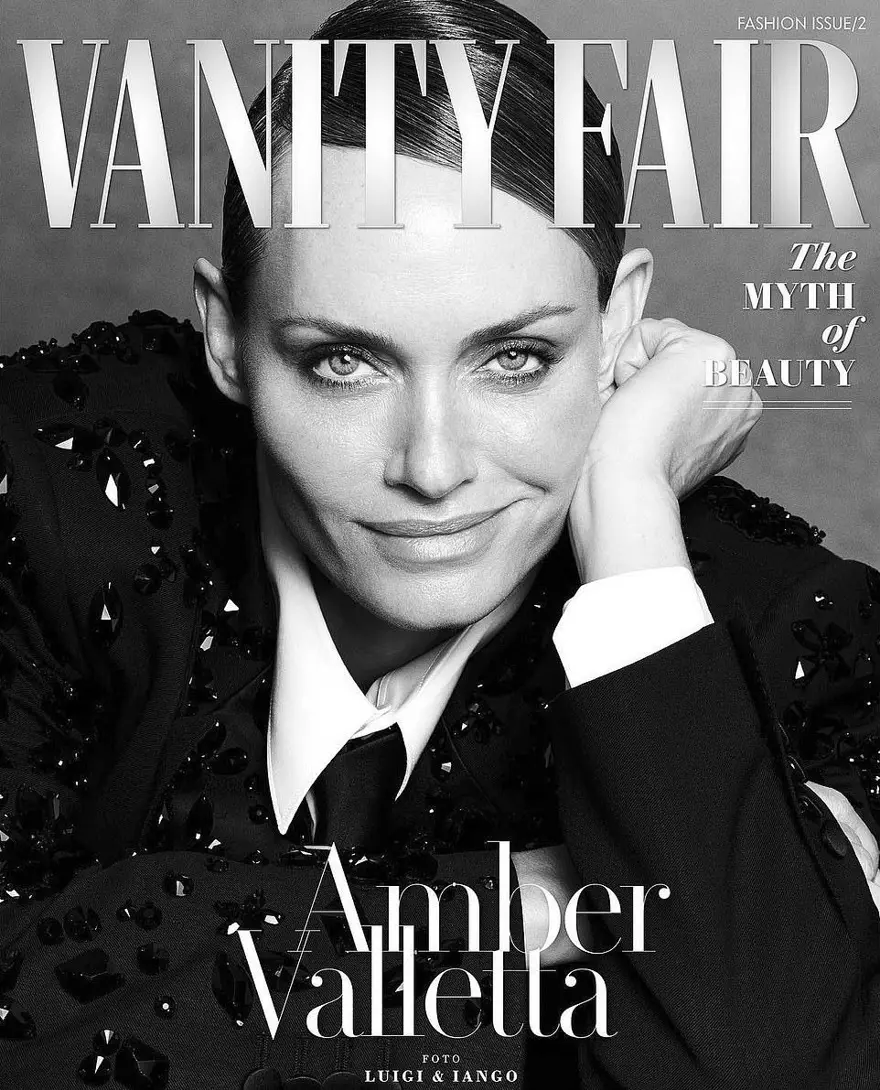 Bir dönemin en ünlü süper modelleri dergi kapağında 10