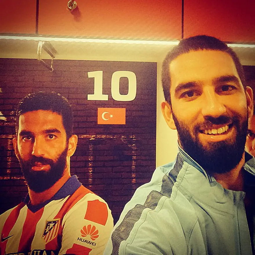 Arda Turan'ın 15 milyon euroluk malikanesi 66 Arda Turan'ın 15 milyon euroluk malikanesi 66