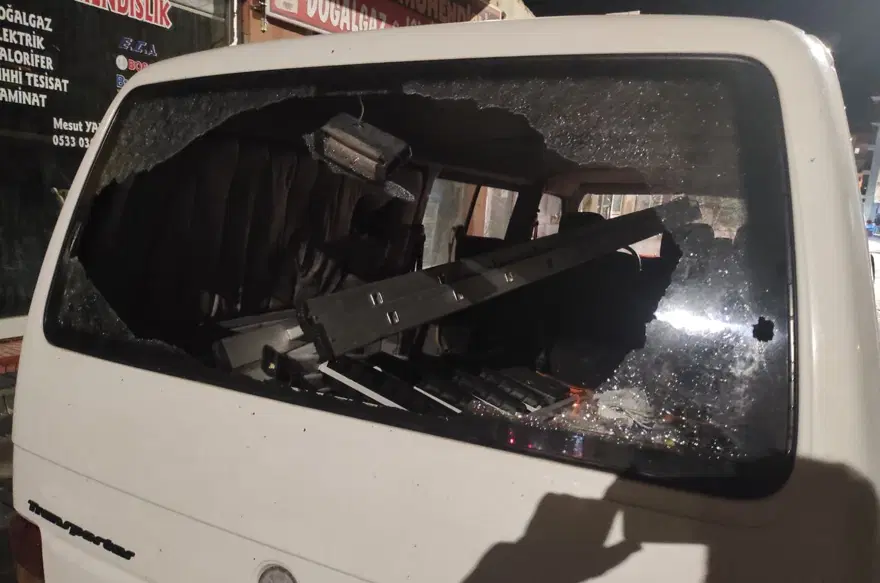 Kuvvetli sağanak birçok ilde hayatı felç etti: Sele kapılan 3 kişi hayatını kaybetti, 1 bebek kayıp 33
