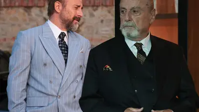 Kral Kaybederse'de Kenan Baran kirli oyunla karşı karşıya