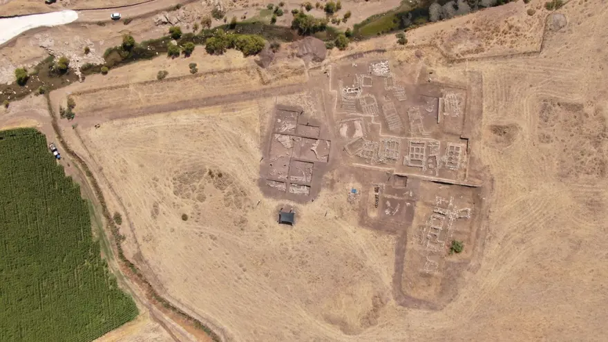 Çayönü Höyüğü'nde 5 bin yıllık sandık mezar bulundu 4 Çayönü Höyüğü'nde 5 bin yıllık sandık mezar bulundu 4