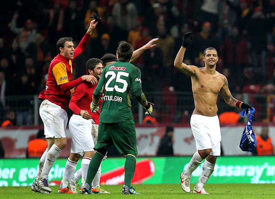 Galatasaray 9'da 9 yaptı 30 Galatasaray 9'da 9 yaptı 30
