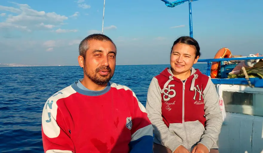 9 yıllık evli çift geçimini balıkçılıkla sağlıyor: Sadece iş değil, yaşam tarzımız oldu 1 9 yıllık evli çift geçimini balıkçılıkla sağlıyor: Sadece iş değil, yaşam tarzımız oldu 1