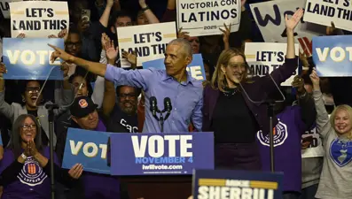 Obama seçim için sahaya indi