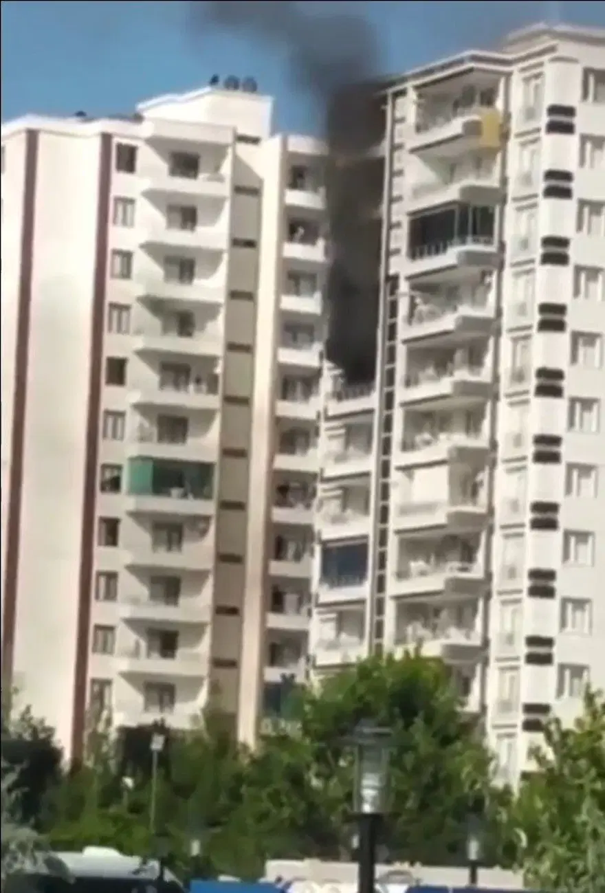 9 KİŞİ DUMANDAN ETKİLENDİ 2
