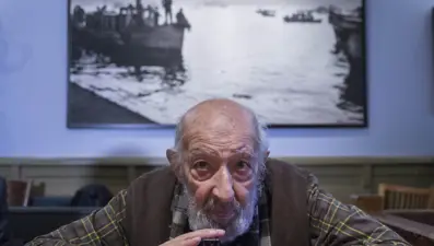 Usta fotoğrafçı Ara Güler vefatının üçüncü yılında anıldı