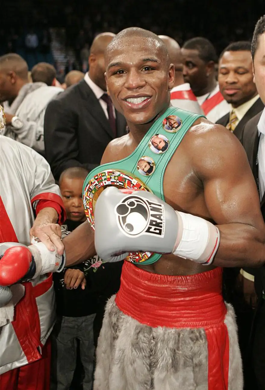 31-Floyd Mayweather 19
