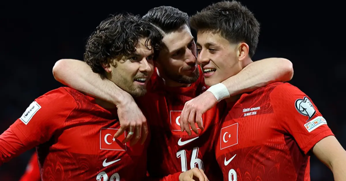 Türkiye, Romanya'yı devirdi. Dünya Kupası'na bir adım kaldı